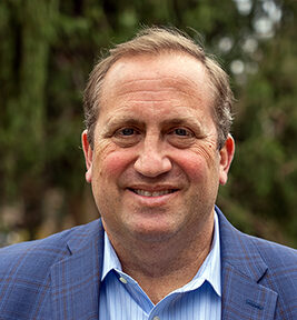 Matthew Pinsker headshot