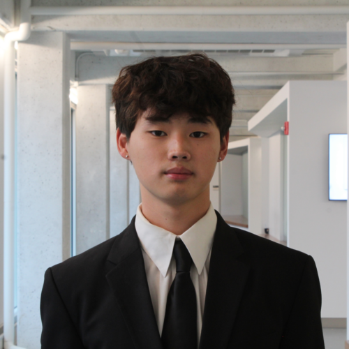 Ethan Lee headshot
