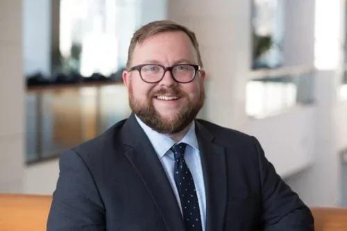 Headshot of Christofer