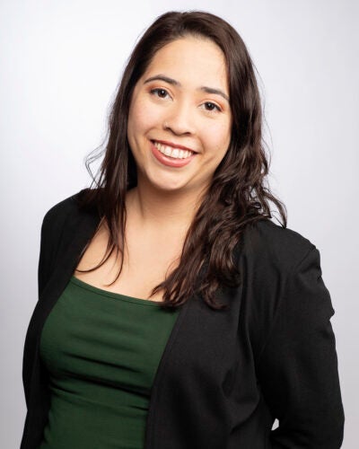 Headshot of Elyse Villanueva