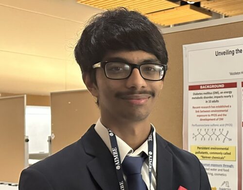 Headshot of Abinav Sathishkumar