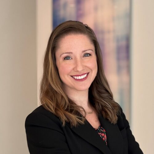 Tara Roche headshot