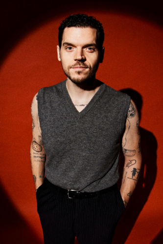 Dom Kelly headshot
